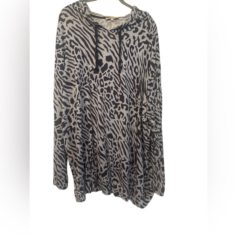 All Worthy by Hunter McGrady‎ Animal Print Jersey Top 3X Mob wife safari cozy